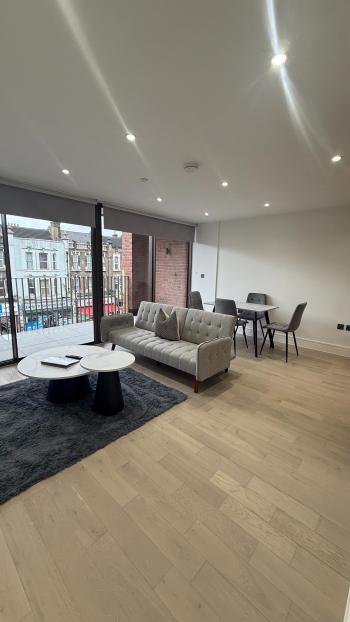 Two Bedrooms Luxuries Apartment, 66 Colts Village C — photo 5