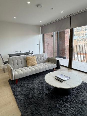One Bedroom Luxuries Apartment,68 Colts Village C — photo 6