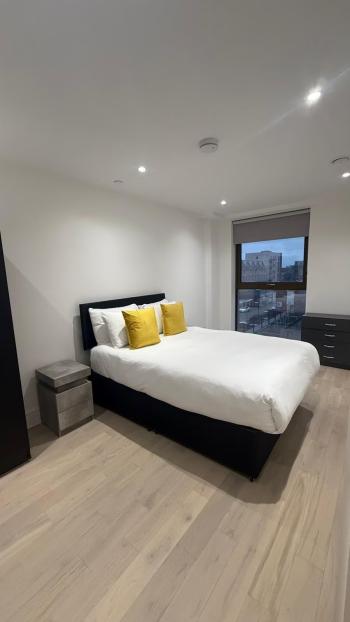 Two Bedrooms Luxuries Apartment, 69 Colts Village C — photo 2