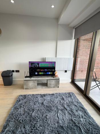 One Bedroom Luxuries Apartment,70 Colts Village C — photo 4