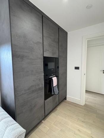 One Bedroom Luxuries Apartment,70 Colts Village C — photo 6