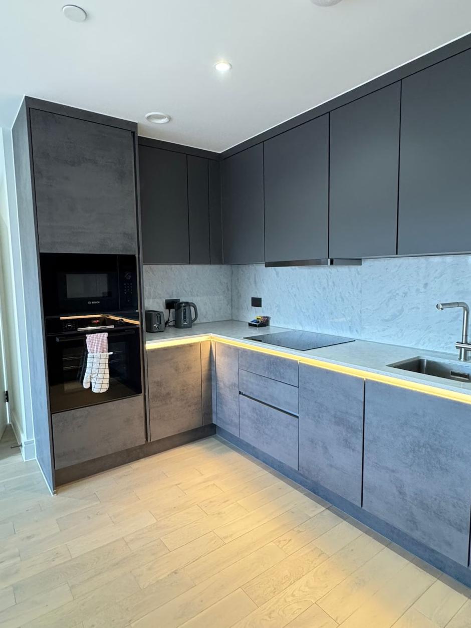 One Bedroom Luxuries Apartment, 73 Colts Village C — photo 10
