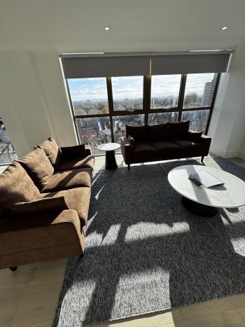 Penthouse ,Three Bedrooms Luxuries Apartment, 78 Colts Village C — photo 3