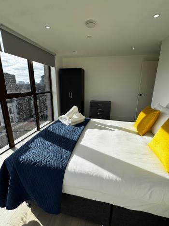 Penthouse ,Three Bedrooms Luxuries Apartment, 78 Colts Village C — photo 8
