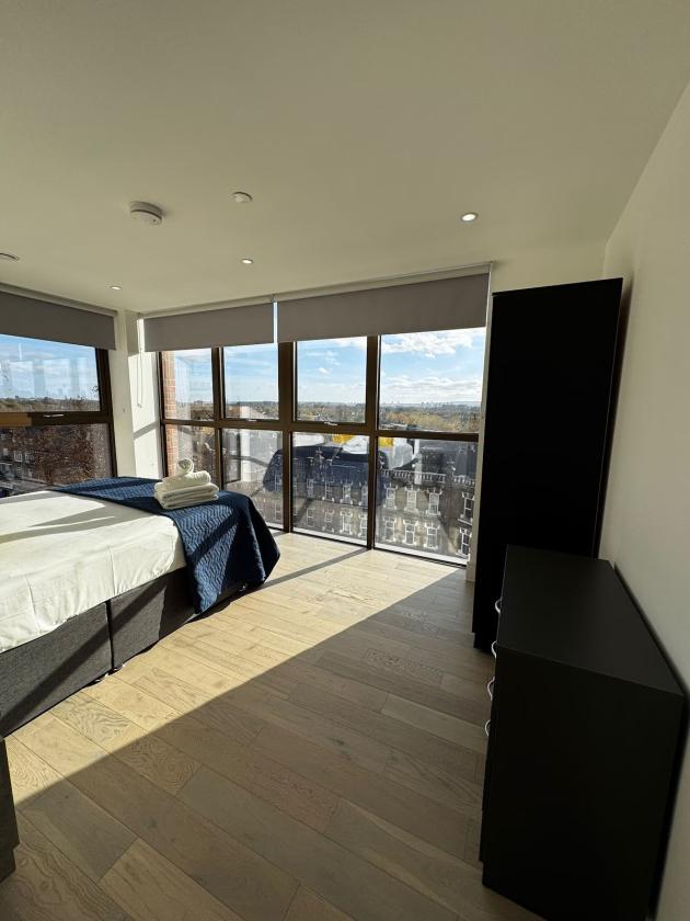 Penthouse ,Three Bedrooms Luxuries Apartment, 78 Colts Village C — photo 12