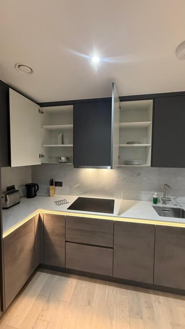One Bedroom Luxuries Apartment, 58 Colts Village C — photo 10