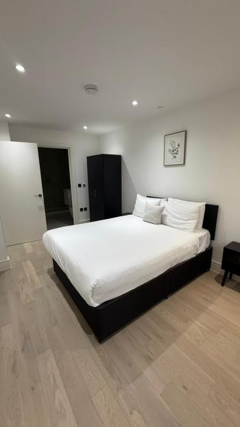 Two Bedrooms Luxuries Apartment,61 Colts Village C — photo 5