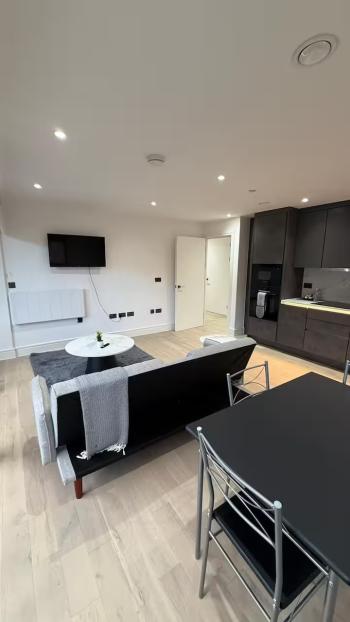 Two Bedrooms Luxuries Apartment, 64 Colts Village C